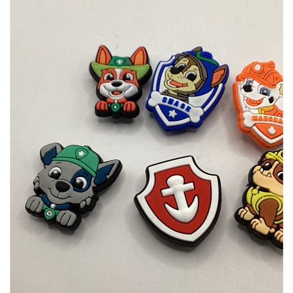 8 piece Paw Patrol Shoe Charms For Crocs Jibbits NWOT - Picture 2 of 4